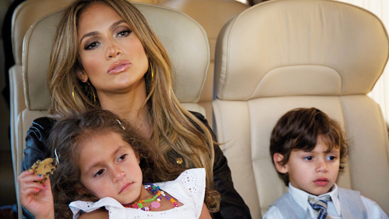 Jennifer Lopez dice que sus mellizos son como 'pequeños adultos' cuando cumplen 14 años: 'Tienen sus propias vidas'
