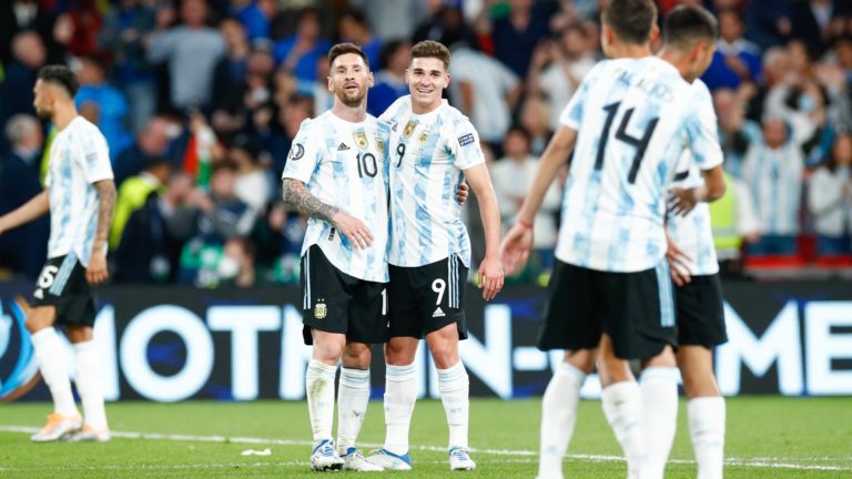 Scaloni confirmó la lista final para los amistosos que jugara Argentina